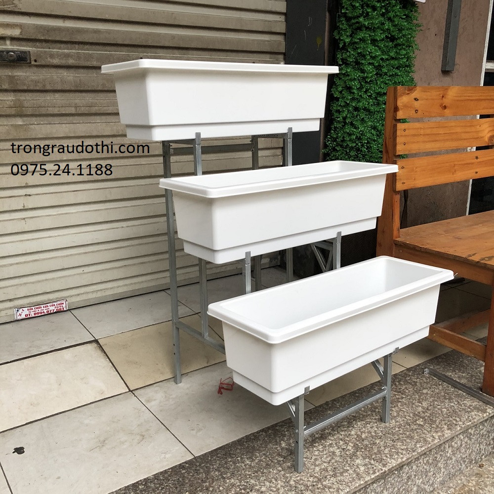 Kệ bậc thang 3 tầng chậu 67